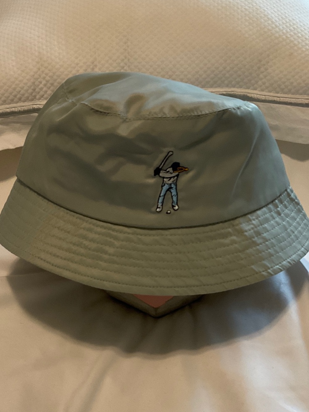 Light Sage Eastside Bucket Hat with Embroidered Golfer